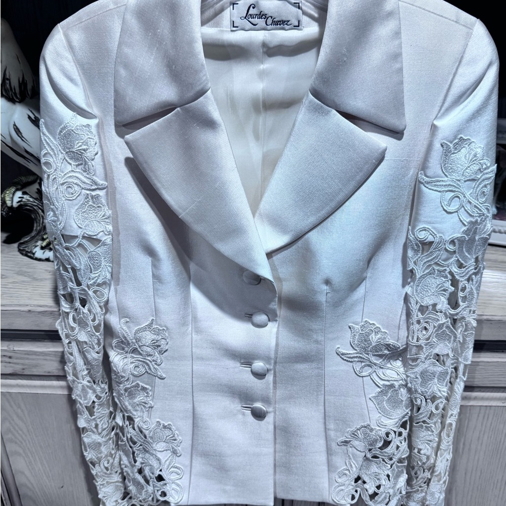Women's Cream Lace Blazer